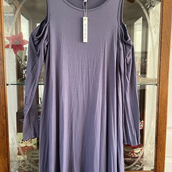 Women’s Cold Shoulder Tunic Lavender Size M NWT - Picture 12 of 12